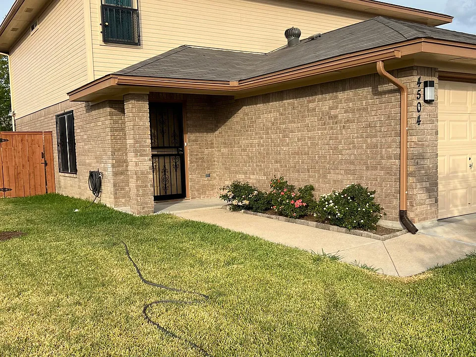 4504 Acorn Creek Trl