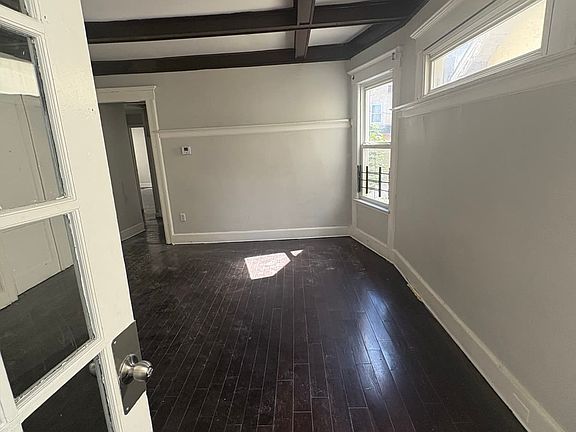 4th image of 60 Clinton Pl #2