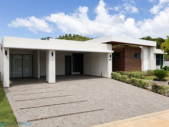 2nd image of Larimar Street Monteazul #231