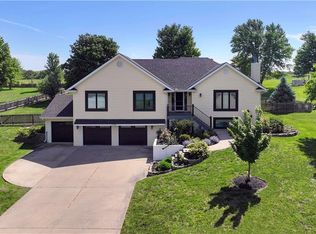 17700 157th St, Basehor, KS 66007