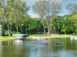 S109W35100 Jacks Bay Rd, Mukwonago, WI 53149