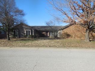 65 Park Ridge Dr, Mount Vernon, IN 47620