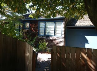 3425 37th Ave S, Seattle, WA 98144