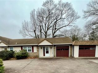 73 Byron Blvd, Warwick, RI 02888