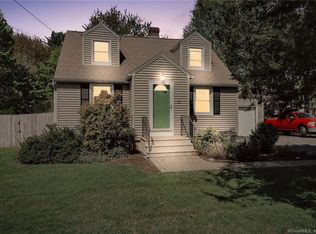 87 S Washington St, Plainville, CT 06062