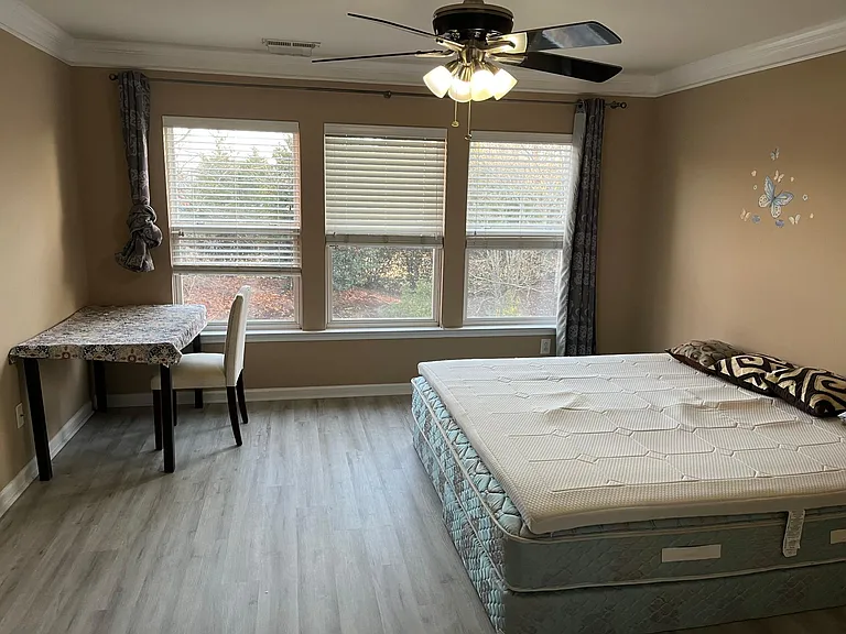 1061 Remington Oaks Cir — Photo 11
