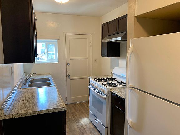 5th image of 2935-2937 L St #1