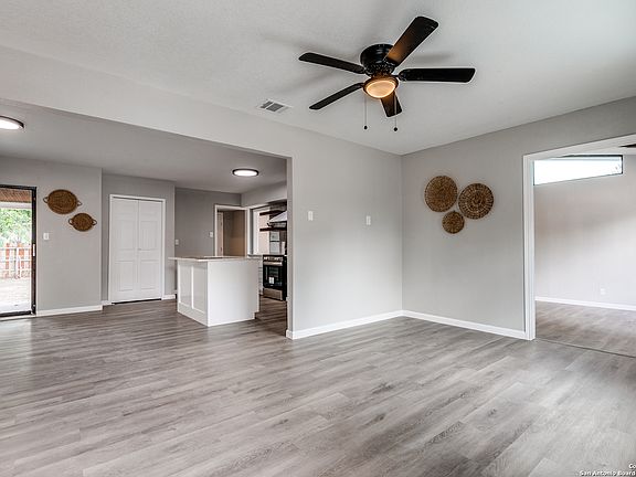 4th image of 506 W HART AVE