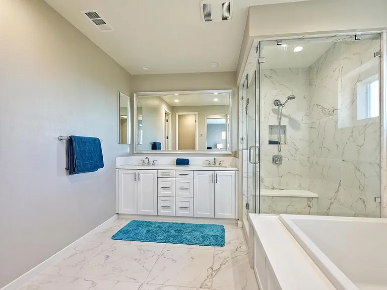 16242 Camden Cir — Photo 15