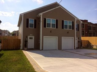 290 Oak Grove Ave #B, Fall River, MA 02723