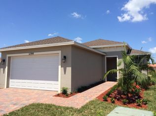 11390 SW Mountain Ash Cir, Port Saint Lucie, FL 34987