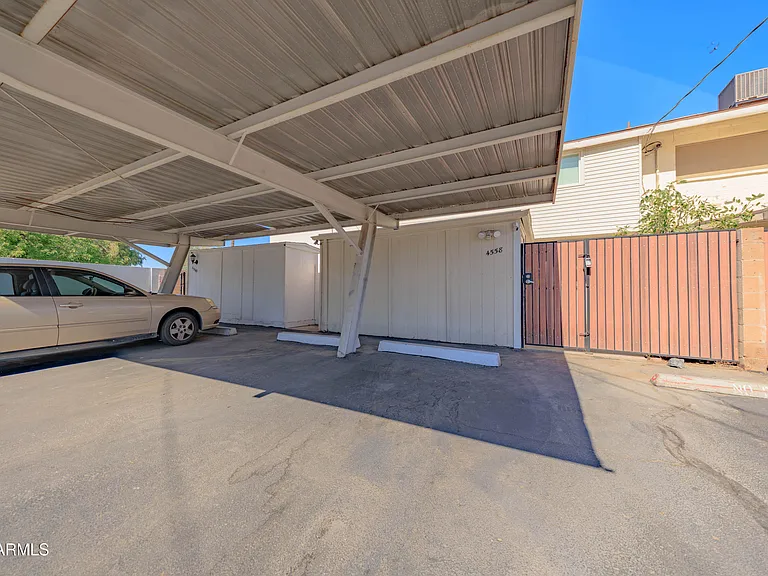 4558 N 15th Ave — Photo 49
