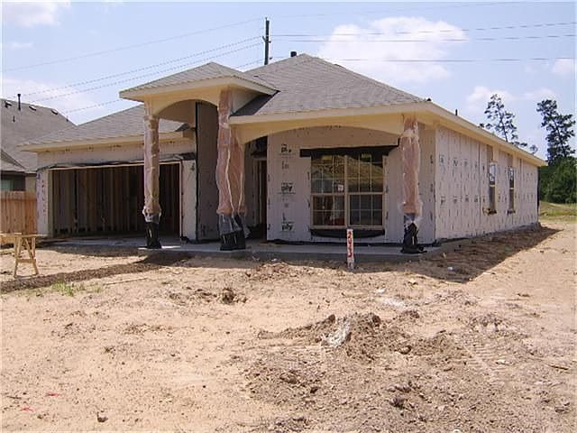 2nd image of 24427 Sandusky Dr