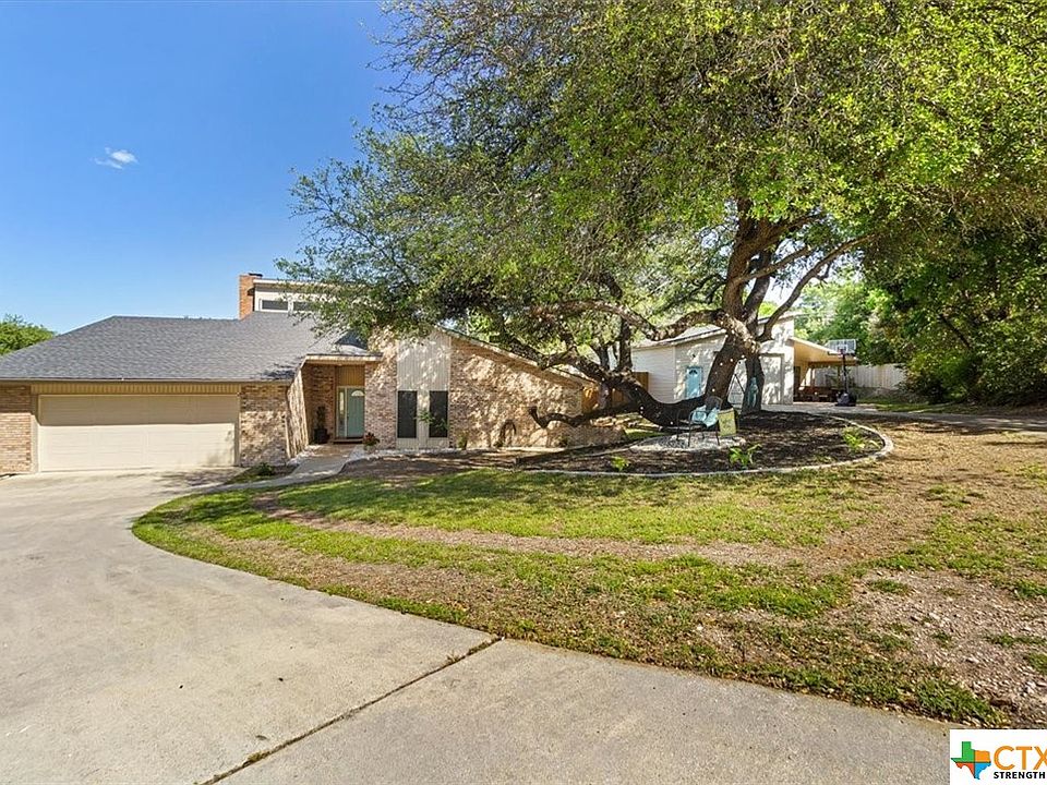1st image of 801 Burk Cir