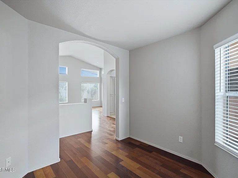 15251 W Verde Ln — Photo 13