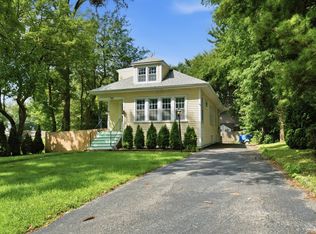 132 S Adams St, Hinsdale, IL 60521
