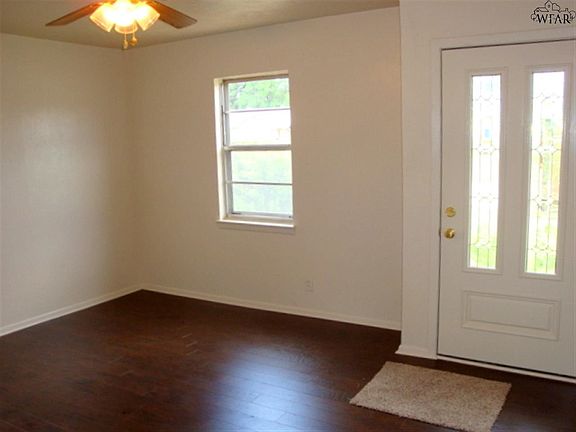 2nd image of 1609 Las Vegas Trl
