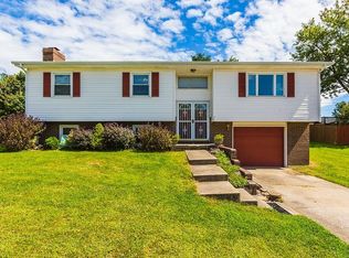 990 Spanish Grove Dr, Richmond, KY 40475