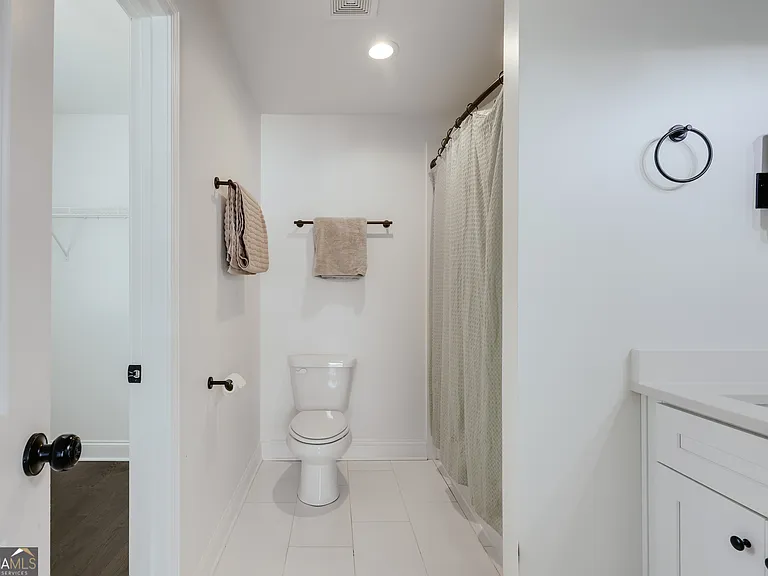 499 Little Oak St — Photo 36