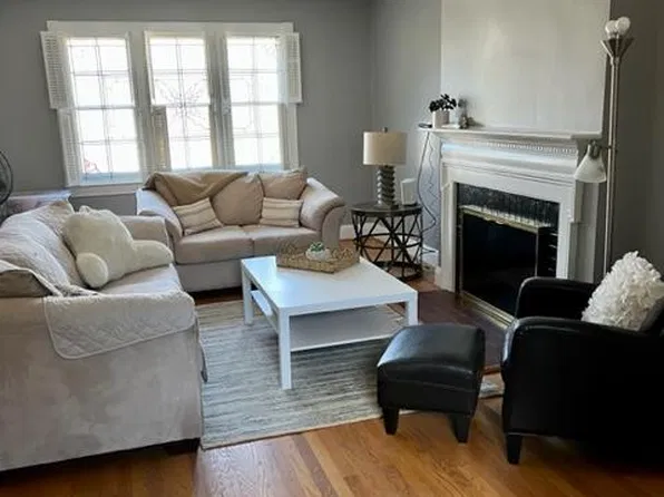 304 Underwood Ct, Baltimore, MD 21212