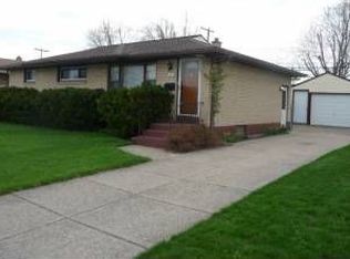 181 Diane Dr, Cheektowaga, NY 14225