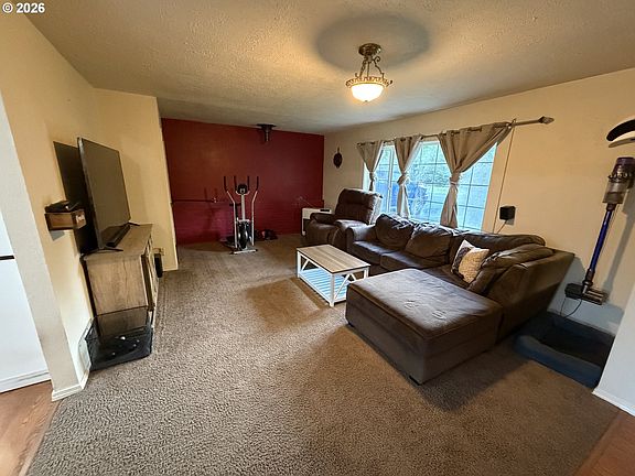 5th image of 92738 Knapp Rd