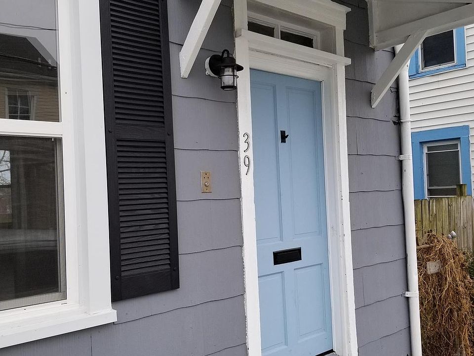 1st image of 39 Bethel St