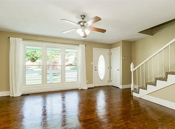 4th image of 336 Fawn Valley Ct