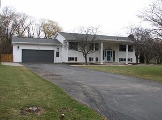 29 S Keller Park Dr, Appleton, WI 54914