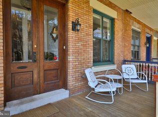 258 S 45th St, Philadelphia, PA 19104