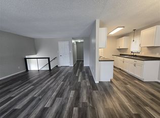 700 Great Plains Ct, Grand Forks, ND 58201