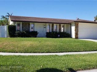 318 SE 4th Ter, Dania Beach, FL 33004