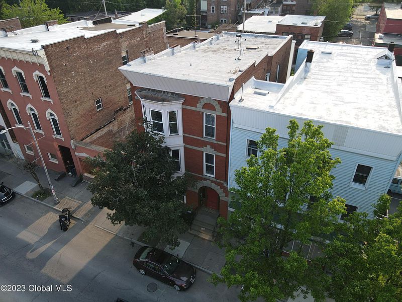 2nd image of 167-169 4th Street