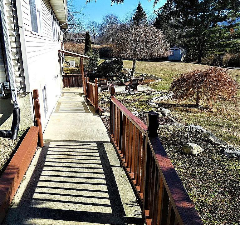 Handicap ramp in rear