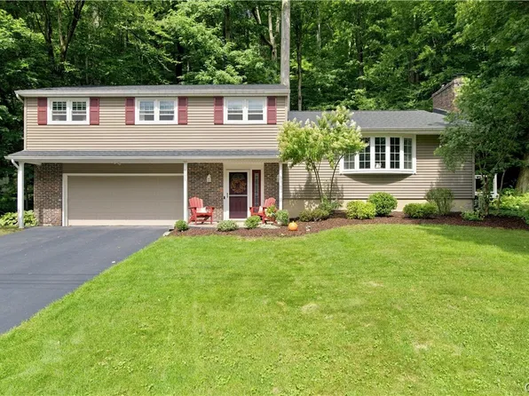 199 Brookside Ln, Fayetteville, NY 13066