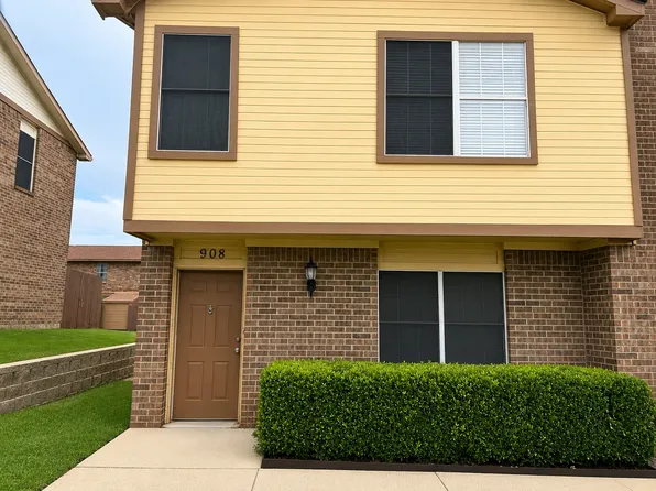 908 Cedar Ter, Cedar Hill, TX 75104