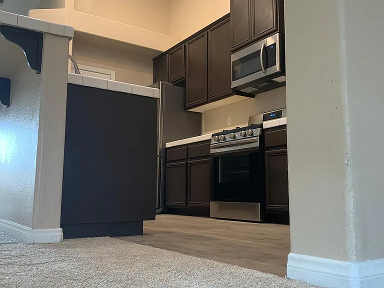 9219 Canyon View Ave — Photo 11