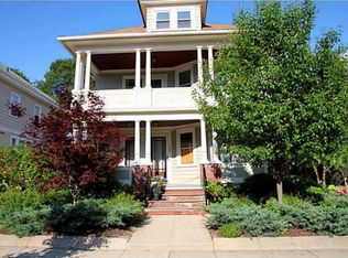 485-487 Academy Ave, Providence, RI 02908