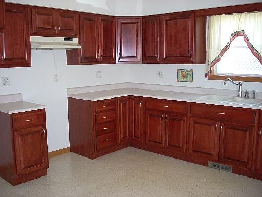 3rd image of 612 Barnhart St