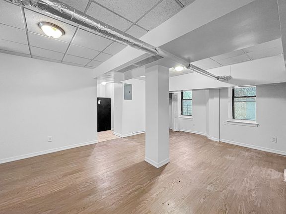 2nd image of 192 Claremont Ave #B
