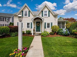 70 Elm St, Woburn, MA 01801