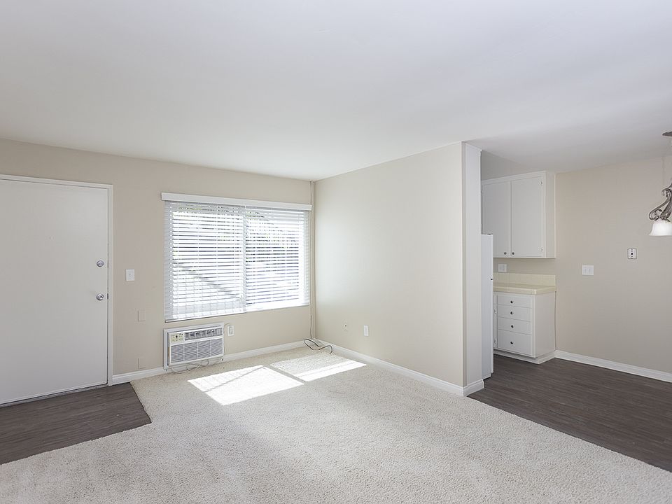 1st image of 4475 Hamilton St APT 4