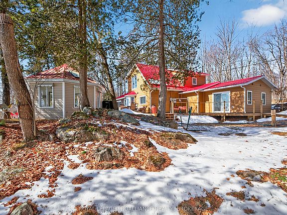 3rd image of 1004C Public Beach Rd