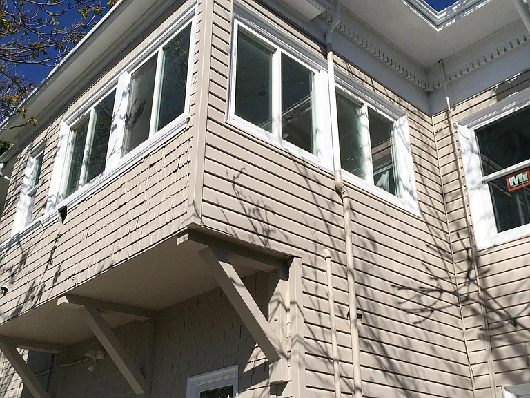 3421 Martin Luther King Jr Way — Photo 2