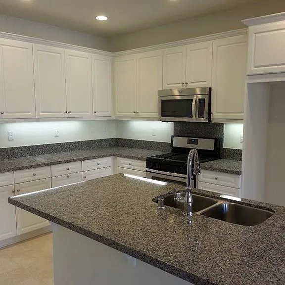 3544 La Mancha Dr — Photo 1