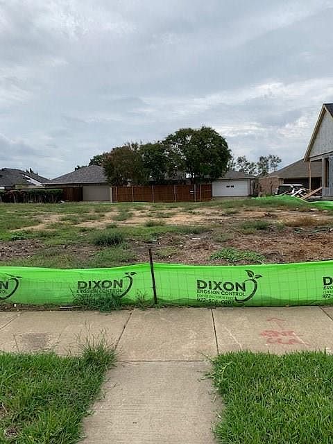 1st image of 418 Tall Oaks Ln