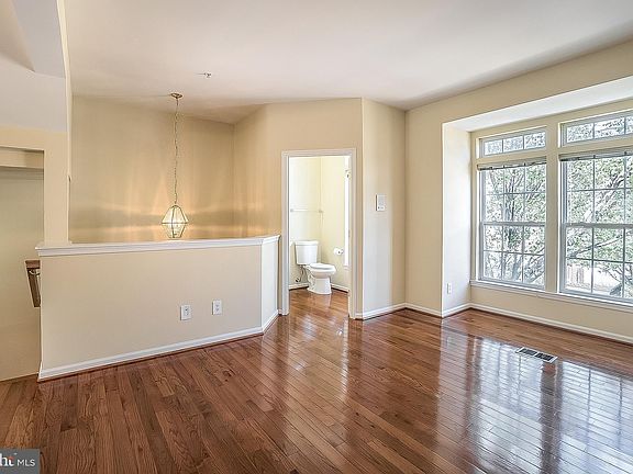 3rd image of 4151 Cressida Pl