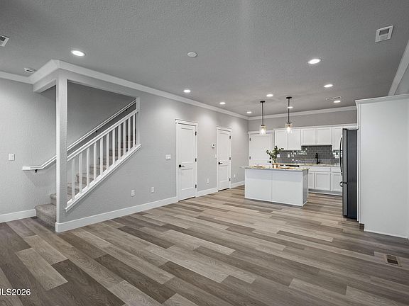4th image of 18663 Village Center Dr
