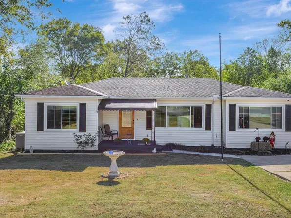 41 Polk Cir, Fort Oglethorpe, GA 30742