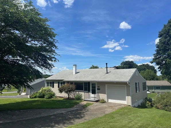 13 Highview Terrace, Bethel, CT 06801